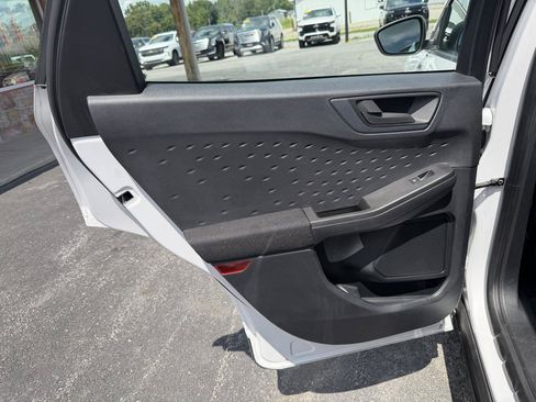 Used 2020 Ford Escape S FWD image 16