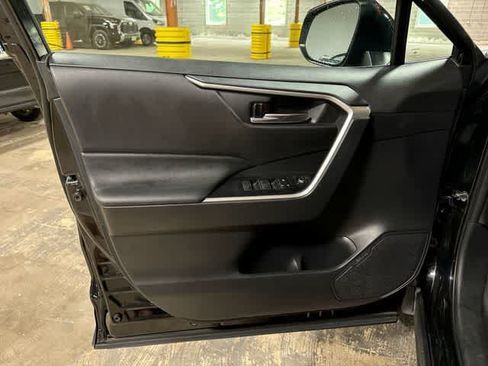 Certified 2024 Toyota RAV4 XLE AWD/4WD image 29