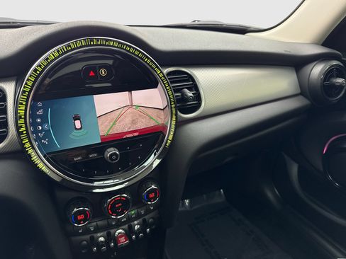 Used 2023 MINI Cooper 4-Door Hardtop FWD image 24