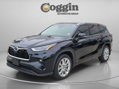 Used 2021 Toyota Highlander Limited