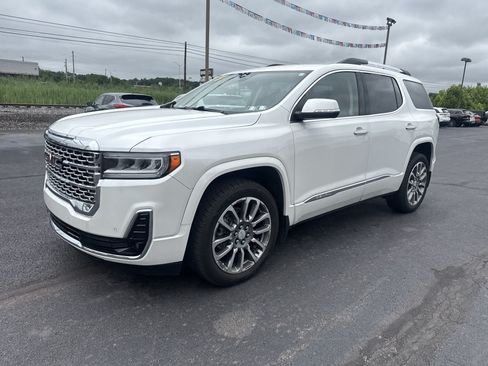 Used 2023 GMC Acadia Denali AWD/4WD image 8