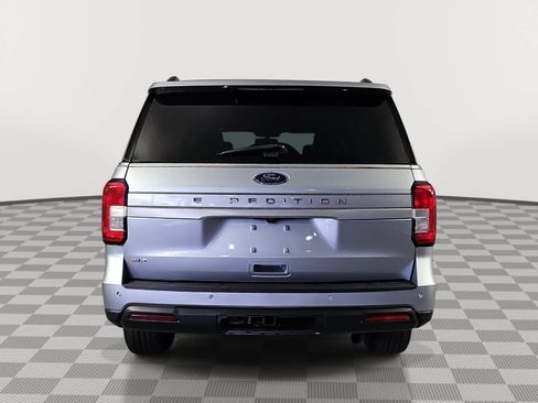 Used 2022 Ford Expedition Max XLT RWD image 7