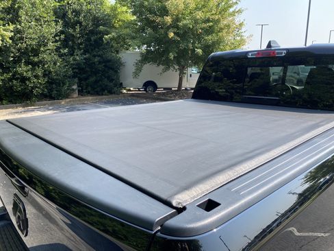 Used 2022 RAM 1500 Big Horn RWD image 39