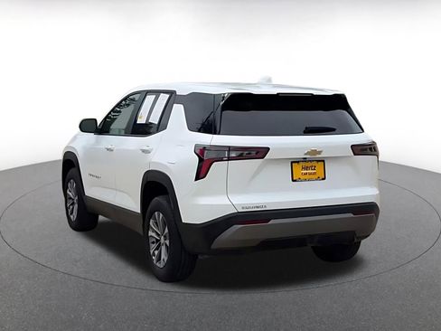 Used 2025 Chevrolet Equinox LT FWD image 11