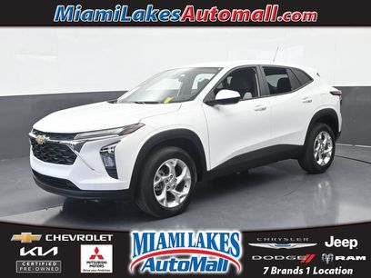 Used 2025 Chevrolet Trax LS w/ LS Convenience Package