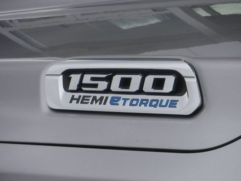 Certified 2022 RAM 1500 Big Horn image 5