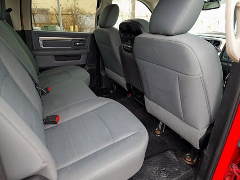 Used 2015 RAM 2500 SLT image 27