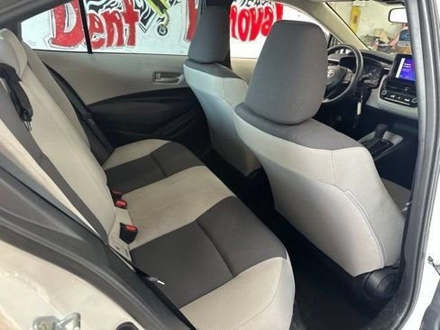 Used 2025 Toyota Corolla LE FWD image 19