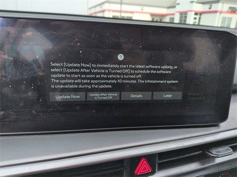 Used 2024 Kia Sorento LX image 20