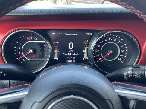 Used 2021 Jeep Wrangler Unlimited Rubicon image 25