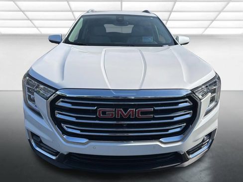 Used 2023 GMC Terrain SLT w/ Infotainment Package II AWD/4WD image 18