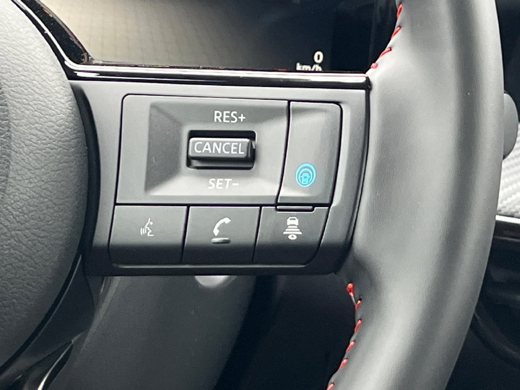 New 2027 Nissan Kicks SR FWD image 13