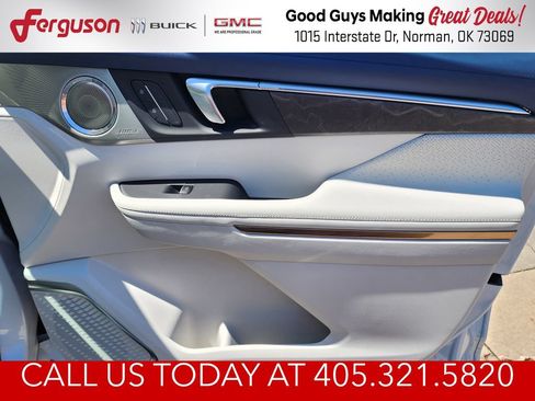 New 2026 Buick Enclave Avenir w/ Super Cruise Package AWD/4WD image 38