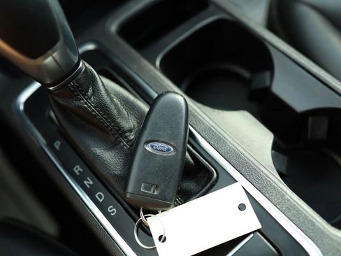 Used 2019 Ford Escape Titanium FWD image 32