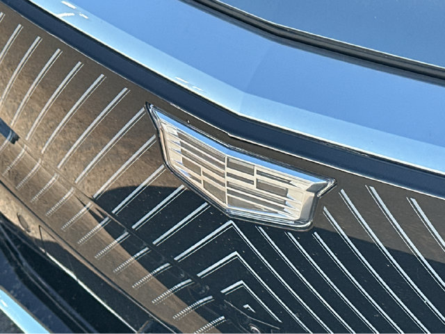 Certified 2024 Cadillac Lyriq Luxury AWD/4WD image 35