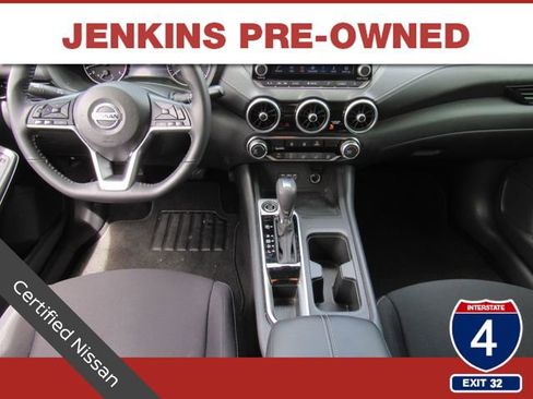 Certified 2023 Nissan Sentra SV FWD image 15
