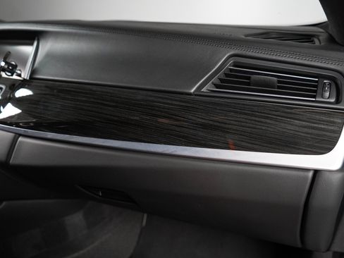 Used 2014 BMW M5 RWD image 62