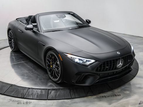 Used 2022 Mercedes-Benz SL 55 AMG 4MATIC image 34