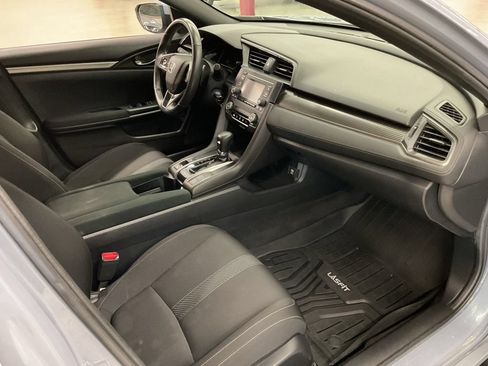 Used 2019 Honda Civic Sport image 18