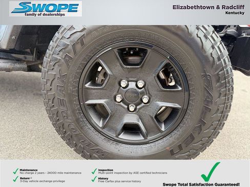 Certified 2021 Jeep Gladiator Mojave w/ Cold Weather Group image 9