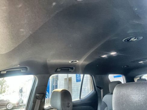 Used 2023 Chevrolet Traverse LT w/ LPO, Floor Liner Package image 18