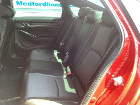 Used 2021 Honda Accord Sport image 13