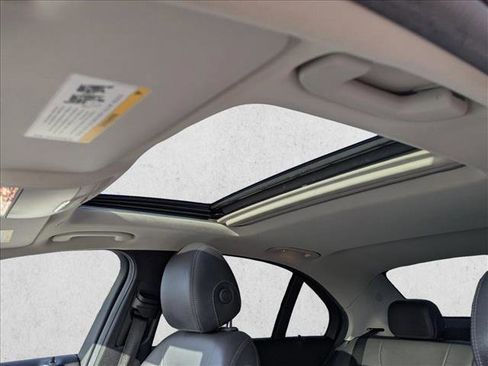 Used 2019 Mercedes-Benz C 300 C 300 image 20