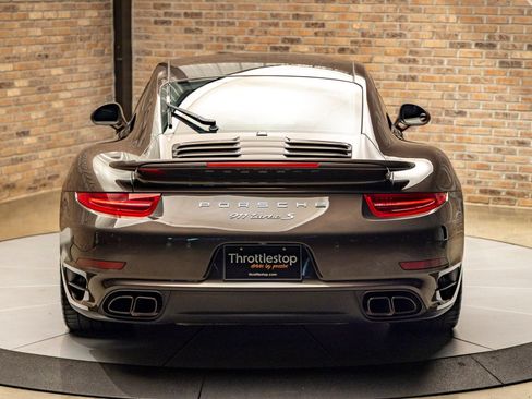 Used 2015 Porsche 911 4 Coupe image 6