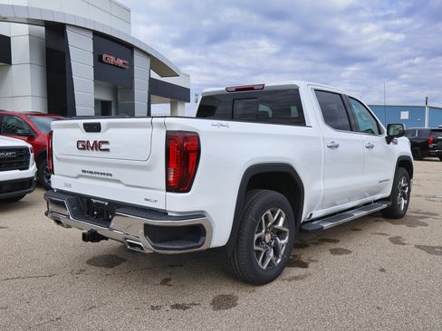 New 2026 GMC Sierra 1500 SLT w/ SLT Premium Plus Package image 3