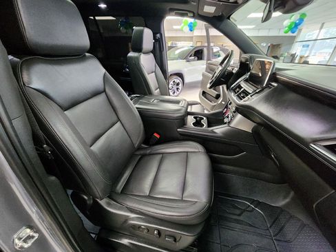 Used 2024 Chevrolet Tahoe Z71 w/ Z71 Off-Road Package image 13