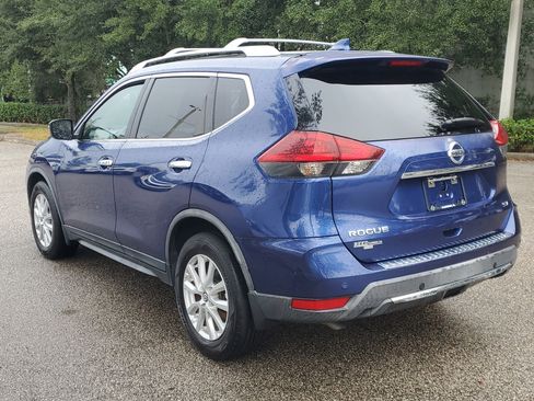 Certified 2019 Nissan Rogue SV image 7