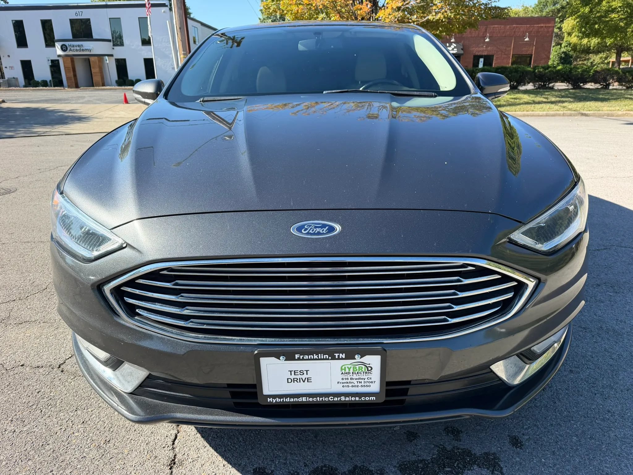 Used 2017 Ford Fusion Titanium FWD image 9