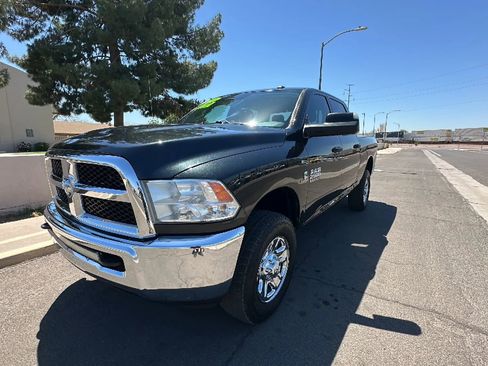 Used 2018 RAM 2500 Tradesman w/ Chrome Appearance Group AWD/4WD image 10