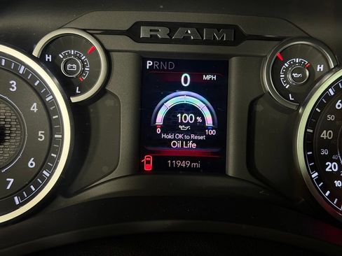 Certified 2025 RAM 2500 Big Horn AWD/4WD image 16
