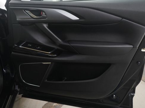 Used 2021 MAZDA CX-9 Touring w/ Touring Premium Package image 9