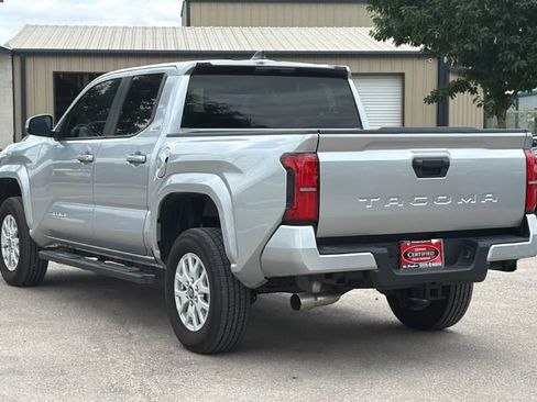 Certified 2025 Toyota Tacoma SR5 RWD image 9