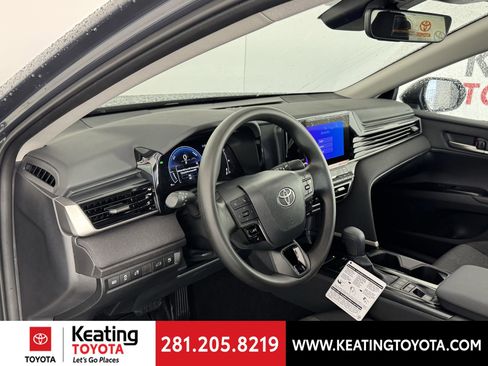 New 2026 Toyota Camry LE FWD image 2