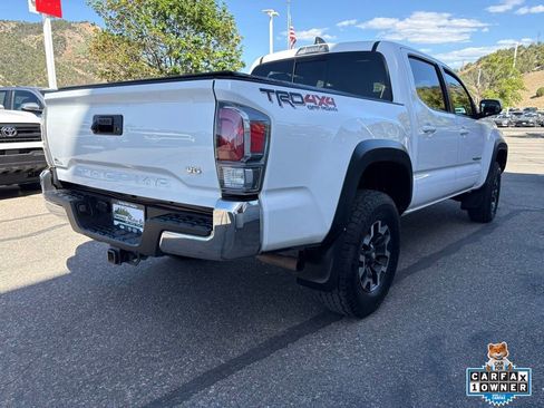 Used 2020 Toyota Tacoma TRD Off-Road AWD/4WD image 9
