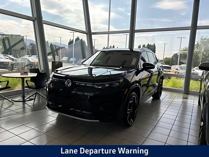 New 2026 Volkswagen Tiguan SEL R-Line
