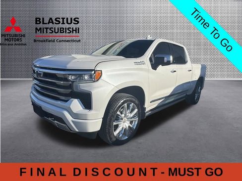 Used 2023 Chevrolet Silverado 1500 High Country w/ High Country Premium Package AWD/4WD image 4