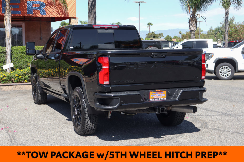 Used 2025 Chevrolet Silverado 2500 LTZ w/ Trail Boss Package AWD/4WD image 5