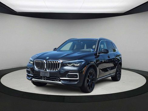 Used 2023 BMW X5 xDrive45e w/ Climate Comfort Package AWD/4WD image 4