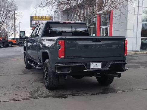 Used 2025 Chevrolet Silverado 3500 LTZ w/ LTZ Plus Package image 7
