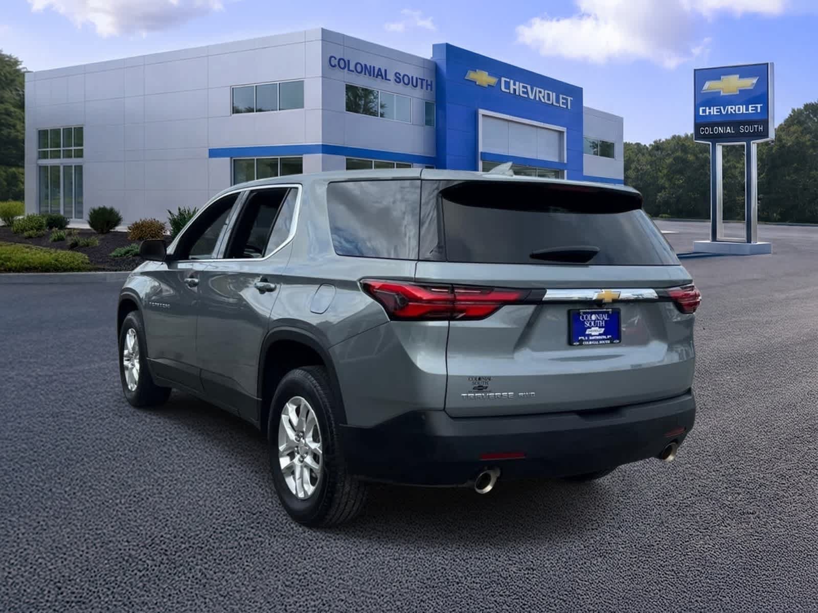 Certified 2023 Chevrolet Traverse LS AWD/4WD image 4