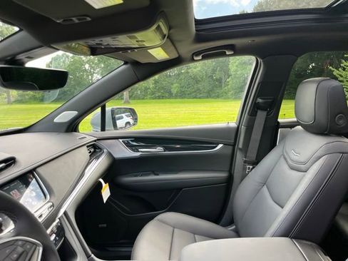 New 2026 Cadillac XT5 Premium Luxury w/ LPO, Floor Liner Package FWD image 17