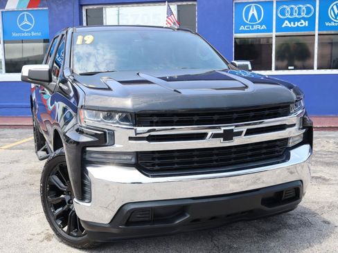 Used 2019 Chevrolet Silverado 1500 LT w/ All-Star Edition RWD image 3