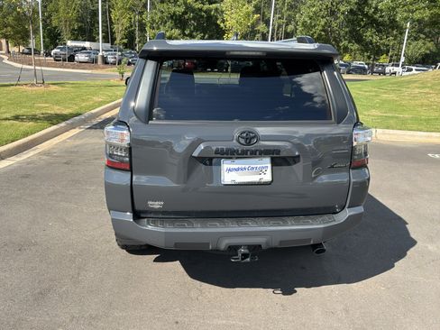 Used 2024 Toyota 4Runner SR5 Premium w/ Moonroof Package AWD/4WD image 13