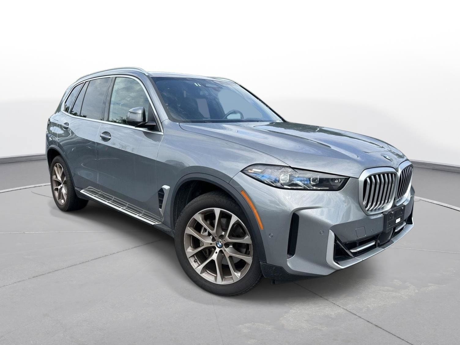 Used 2026 BMW X5 xDrive40i AWD/4WD image 4