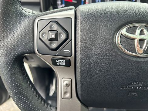 Used 2018 Toyota 4Runner Limited image 17