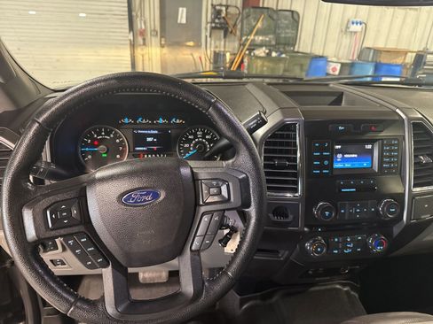 Used 2015 Ford F150 XLT w/ Equipment Group 301A Mid image 18